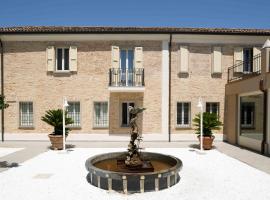 Villa Roncuzzi，位于San Pancrazio的酒店