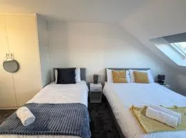London Heathrow Uxbridge Escape