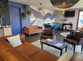 基里亚德奎贝苏德酒店，位于坎佩尔的酒店