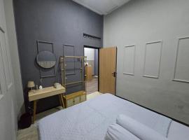 Satria Guest House near Unsoed Purwokerto，位于普禾加多的酒店