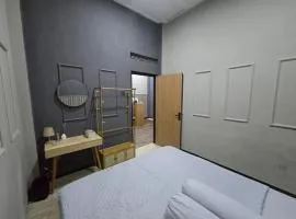Satria Guest House near Unsoed Purwokerto