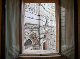 马尼菲科宫殿住宿加早餐旅馆，位于锡耶纳的酒店