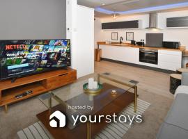 Antrobus Deluxe Apartments by YourStays，位于康格尔顿的酒店