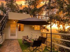 Natural retreat in Mérida with an excellent location，位于Mérida的酒店