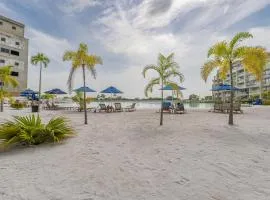 Resort with Crystal Clear Lagoon Beach Type, 1 level