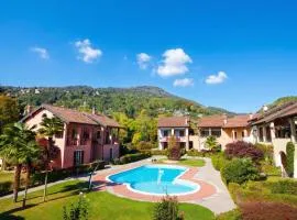 Sunflower Relax Pool and Terrace - Happy Rentals