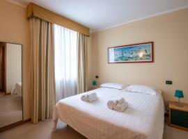 GARDEN HOTEL - Praticello di Gattatico - Terre di Canossa，位于Praticello di Gattatico的酒店