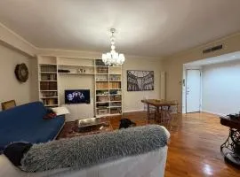 three bedrooms, Sunny, quite apartment in Isola neighborhood