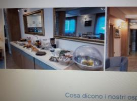 Hotel tre lanterne，位于玛丽纳锡巴里的酒店