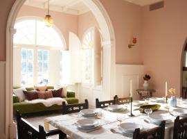 La Torre Retreat，位于Borredá的酒店