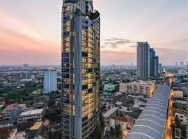 Oakwood Suites Tiwanon Bangkok，位于暖武里府的酒店