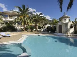 Villa Visanty with Private Pool & Access to Beach