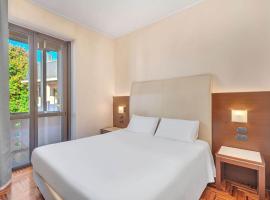 B&B HOTEL Habitat Giussano，位于朱萨诺的酒店