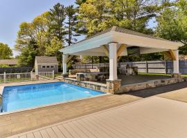 Beachside family POOLSPAOPEN20thAPril，位于巴恩斯特布尔的酒店