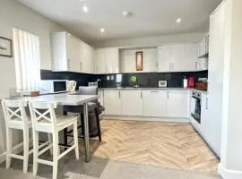 The Anchor Residence - Harbour Collection - Central Bangor