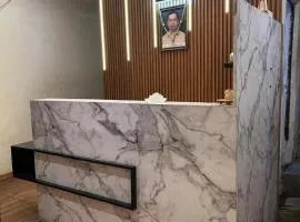Hotel Bareilly Inn