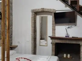 Romantic House-Il Rifugio del Lago fronte lago
