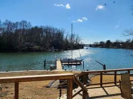 Creekside Oasis