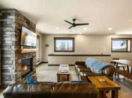 Paradise Condo, Hot Tub, Mtn Views, Lift 5 Mile