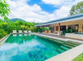 Chachagua Rainforest Hotel & Hot Springs，位于福尔图纳的酒店
