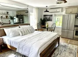 Buttonwood Hotel 1 - Boutique Accommodations