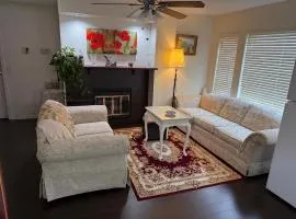 As You Wish Suites & Rooms Near YVR with Parking