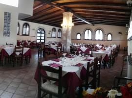 吉奥山谷住宿加早餐旅馆，位于Magliano deʼ Marsi的住宿加早餐旅馆