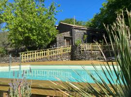 Sicily Private Pool House in Nature，位于Montargano的酒店