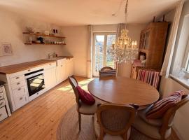 Charmante Ferienwohnung in Andechs nahe Ammersee，位于安德希斯的酒店