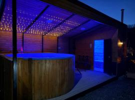 Casa David 13D，位于Nimăeşti的酒店