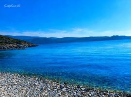 Klima Beach House Walk to Sea Easy Stay，位于萨摩斯的酒店