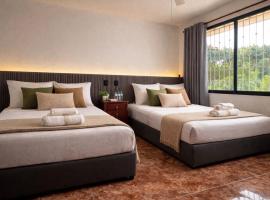 Casa Solar Boutique Eco-Hotel，位于米纳蒂特兰的酒店