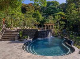 Senda Monteverde Hotel Member of the Cayuga Collection，位于蒙泰韦尔德哥斯达黎加的酒店