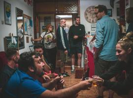 Sunset Lake hostel，位于奥赫里德的酒店