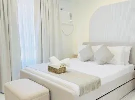 Simple White Scape at Mesavirre Bacolod