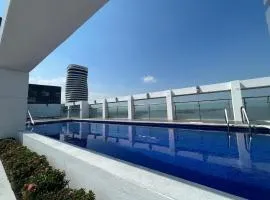 River front, suite con acceso a piscina, Puerto Santa Ana, Guayaquil