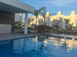 Your oasis of calm close to the beach，位于Naranjo的酒店