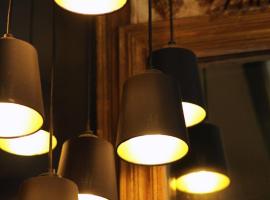 Casa Bruna Luxury Lofts，位于坦皮科的酒店