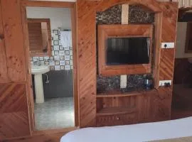 Ahistay Homes