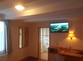 Hotel Rosine，位于埃内佩塔尔的酒店