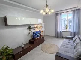 Spacious & Modern Apartment in Chișinău - Free Parking & WiFi