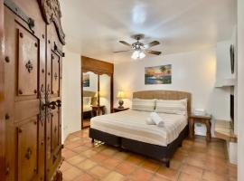 Puerto Nuevo Surf Casita Casita de Steve with pool，位于Raulis的酒店