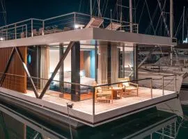 Marina Suite