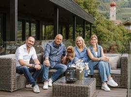 Mair Am Ort Living Hotel B&B，位于帕尔奇内斯的酒店