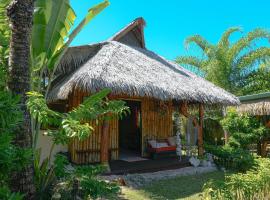 Charming 1BR Garden Bungalow，位于Temae的酒店