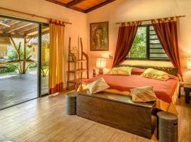 Peaceful 2BR Bungalow near beach，位于Temae的酒店