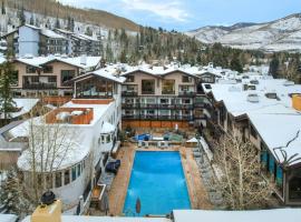 Lodge at Vail, A RockResort by Vail Resorts，位于范尔的酒店