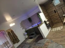 SoÉvasion- Suite avec jacuzzi et sauna privatif proche Arras