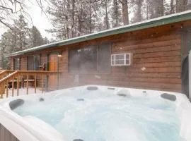 Meadowbrook Cabin Retreat- Hot Tub Escape