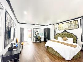 Capital Hotel 21 Truong Cong Giai,位于河内的酒店